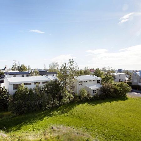 Overlooking The City, Bright & Cozy - Free Parking Reykjavík Esterno foto