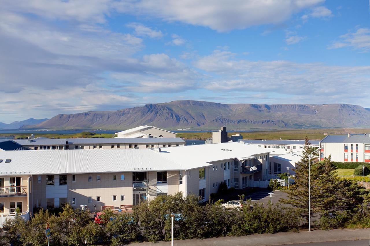 Overlooking The City, Bright & Cozy - Free Parking Reykjavík Esterno foto